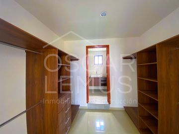 CASA NUEVA EN EXPLANADA SUR