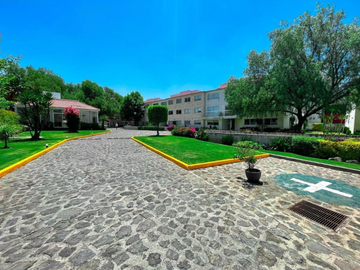 EXCELENTE DEPARTAMENTO EN PRIVADA ARBOLADA TEPEPAN, OPORTUNIDAD ÚNICA!!!