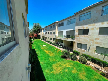EXCELENTE DEPARTAMENTO EN PRIVADA ARBOLADA TEPEPAN, OPORTUNIDAD ÚNICA!!!