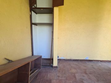 ATENCION!!! REMATO HERMOSA CASA CON 2,900M2 TERRENO, JARDÍN, ALBERCA MUY CERCA DEL CENTRO DE CUERNAVACA SOLO PAGO CON RECURSO PROPIO