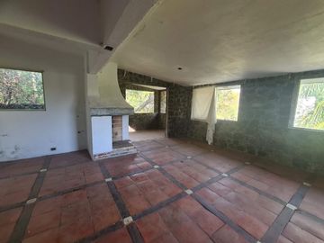 ATENCION!!! REMATO HERMOSA CASA CON 2,900M2 TERRENO, JARDÍN, ALBERCA MUY CERCA DEL CENTRO DE CUERNAVACA SOLO PAGO CON RECURSO PROPIO