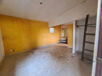 ATENCION!!! REMATO HERMOSA CASA CON 2,900M2 TERRENO, JARDÍN, ALBERCA MUY CERCA DEL CENTRO DE CUERNAVACA SOLO PAGO CON RECURSO PROPIO