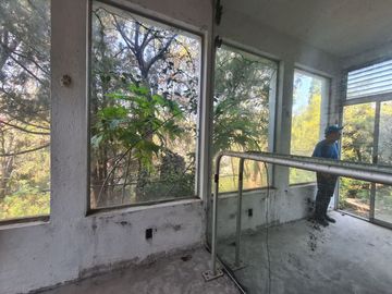 ATENCION!!! REMATO HERMOSA CASA CON 2,900M2 TERRENO, JARDÍN, ALBERCA MUY CERCA DEL CENTRO DE CUERNAVACA SOLO PAGO CON RECURSO PROPIO