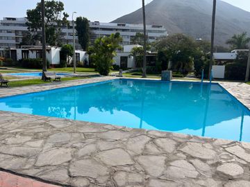 🤩 Linda casa en Condominio con chalet independiente extra, frente a la UPC Monterrico