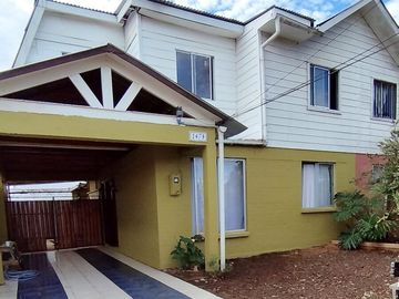 Vende casa 3D y 1B en Linares