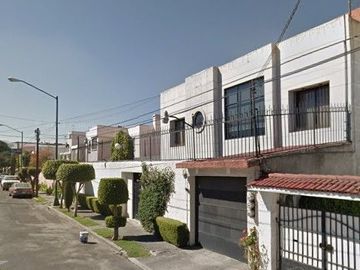 VENDO CASA EN QUITO LINDAVISTA NORTE GUSTAVO A MADERO CDMX