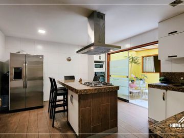 BARRANCO - OPORTUNIDAD VENTA DE CASA LIMITE MIRAFLORES