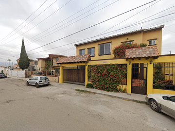 CASA EN VENTA HERIBERTO JARA, OTAY CONSTITUYENTES, TIJUANA