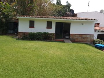 VENTA DE CASA SOLA S/CALLE TRES CRUCES, AHUATEPEC, MORELOS