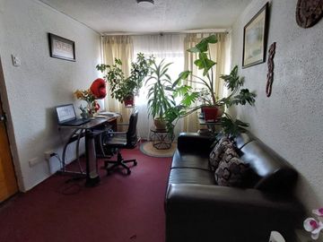 Vende Departamento a Pasos del Centro