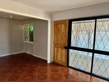 Casa amplia 4 Dormitorios, Villa Las Palmas