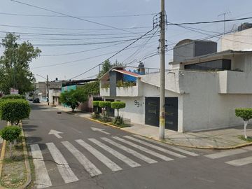 Gran oportunidad Edificio en Santa Cruz Meyehualco, Iztapalapa, CDMX.