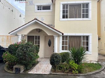 Casa de venta en Cotacachi en Conjunto Tierra Viva