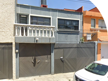 Bonita Casa en Remate en Gustavo a Madero Ciudad de México