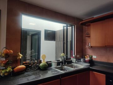 Espectacular Casa a la Venta sector Cumbaya, Urb. Santa Lucía