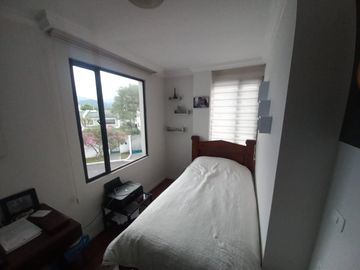 Espectacular Casa a la Venta sector Cumbaya, Urb. Santa Lucía