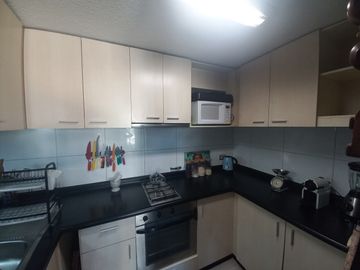 Depto Remodelado 2d2b Estac y Bod, Cerca Del Metro