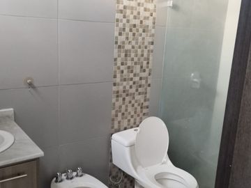 En Venta Linda Casa Tumbaco - Sector El Arenal