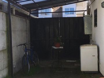 VENDE AMPLIA CASA MAULE