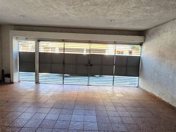 Casa en colonia camelinas