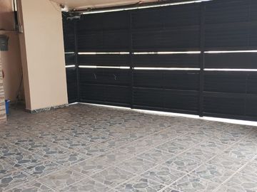 🏡 *CASA EN VENTA EN CUMBRES 4° SECTOR* 🌟