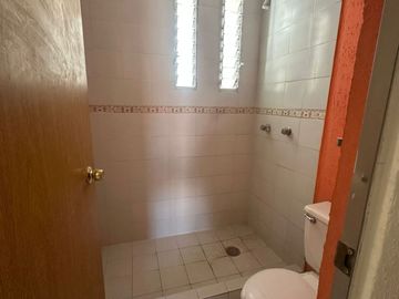 EXCELENTE CASA, EN VILLAS DEL SOL, ECATEPEC, ESTADO DE MEXICO