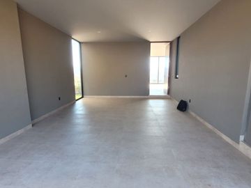 Casa en Venta con 4 recamaras, Bosque Country, León Guanajuato