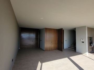 Casa en Venta con 4 recamaras, Bosque Country, León Guanajuato