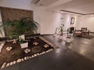 VENTA  PENTHOUSE CALLE SUIZA Y AV. ELOY ALFARO