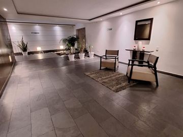 VENTA  PENTHOUSE CALLE SUIZA Y AV. ELOY ALFARO