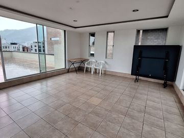 VENTA  PENTHOUSE CALLE SUIZA Y AV. ELOY ALFARO
