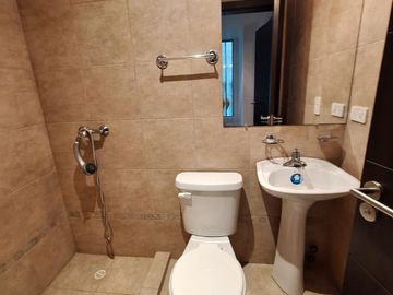 VENTA  PENTHOUSE CALLE SUIZA Y AV. ELOY ALFARO
