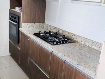 SE ALQUILA MODERNO FLAT 1 DORM FULL AMOBLADO + CLUB HOUSE –IDEAL EJECUTIVO - MIRAFLORES