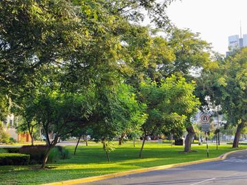 Lindo Departamento En San Isidro -Espalda De Clínica Ricardo Palma