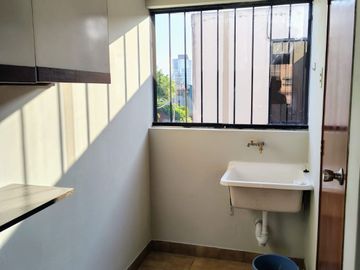 Lindo Departamento En San Isidro -Espalda De Clínica Ricardo Palma
