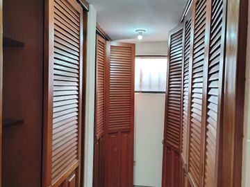 Lindo Departamento En San Isidro -Espalda De Clínica Ricardo Palma