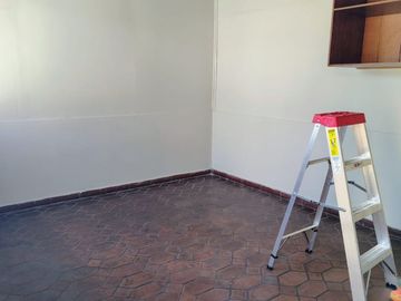 Lindo Departamento En San Isidro -Espalda De Clínica Ricardo Palma