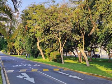 Lindo Departamento En San Isidro -Espalda De Clínica Ricardo Palma