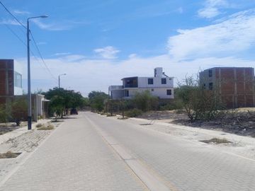 URB. BOULEVARD DE MIRAFLORES COUNTRY CLUB  1