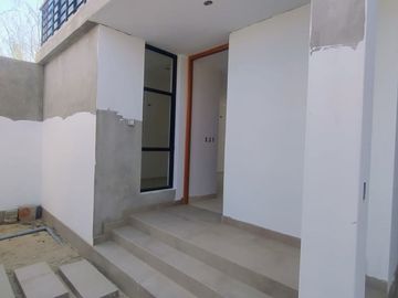 URB. BOULEVARD DE MIRAFLORES COUNTRY CLUB  1