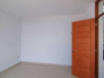 URB. BOULEVARD DE MIRAFLORES COUNTRY CLUB  1