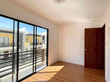 ✨ 𝗕𝗥𝗘𝗘𝗭𝗔 𝗦𝗖𝗔𝗣𝗘𝗦 𝗣𝗛𝗔𝗦𝗘 𝟮 – 𝗣𝗥𝗘-𝗦𝗘𝗟𝗟𝗜𝗡𝗚 𝗡𝗢𝗪! ✨ Own your dream home for as low as ₱28K/month equity!