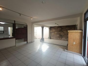 Casa en Venta en Querétaro, Tejeda Corregidora con 4 recamaras 276 m2 Construcción y 275 m2 de Terreno