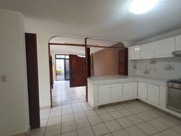 Casa en Venta en Querétaro, Tejeda Corregidora con 4 recamaras 276 m2 Construcción y 275 m2 de Terreno
