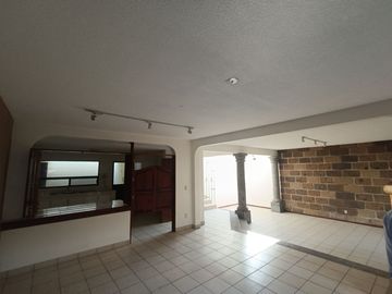 Casa en Venta en Querétaro, Tejeda Corregidora con 4 recamaras 276 m2 Construcción y 275 m2 de Terreno