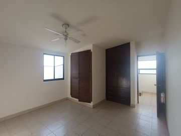 Casa en Venta en Querétaro, Tejeda Corregidora con 4 recamaras 276 m2 Construcción y 275 m2 de Terreno