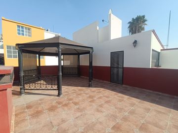 Casa en Venta en Querétaro, Tejeda Corregidora con 4 recamaras 276 m2 Construcción y 275 m2 de Terreno