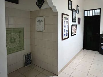 Rumah dan kost di pejompogan bendungan hilir jakarta pusat
