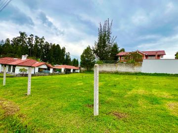 SE VENDE CASA EN SANGOLQUÍ – CONJUNTO PUEBLO VIEJO DE SANTA ANA