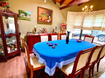 SE VENDE CASA EN SANGOLQUÍ – CONJUNTO PUEBLO VIEJO DE SANTA ANA